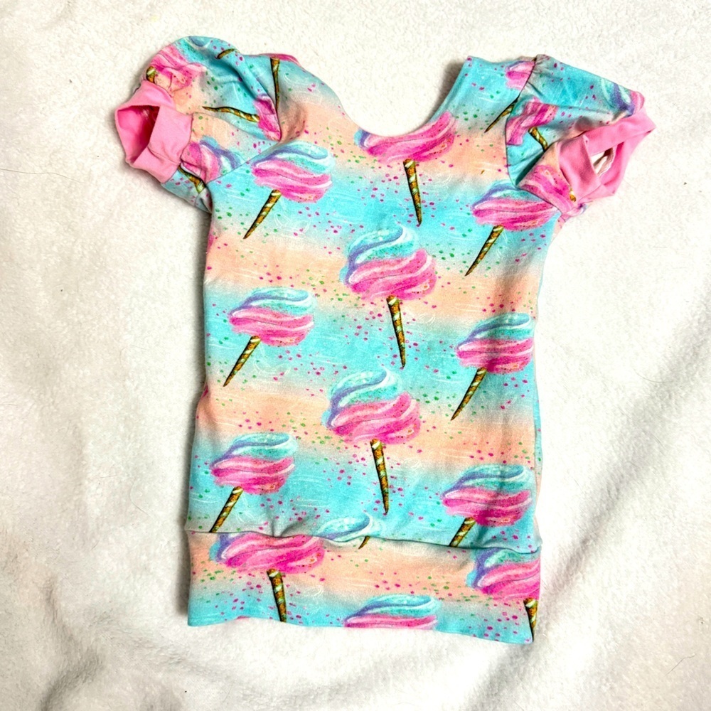 Dee & olive top